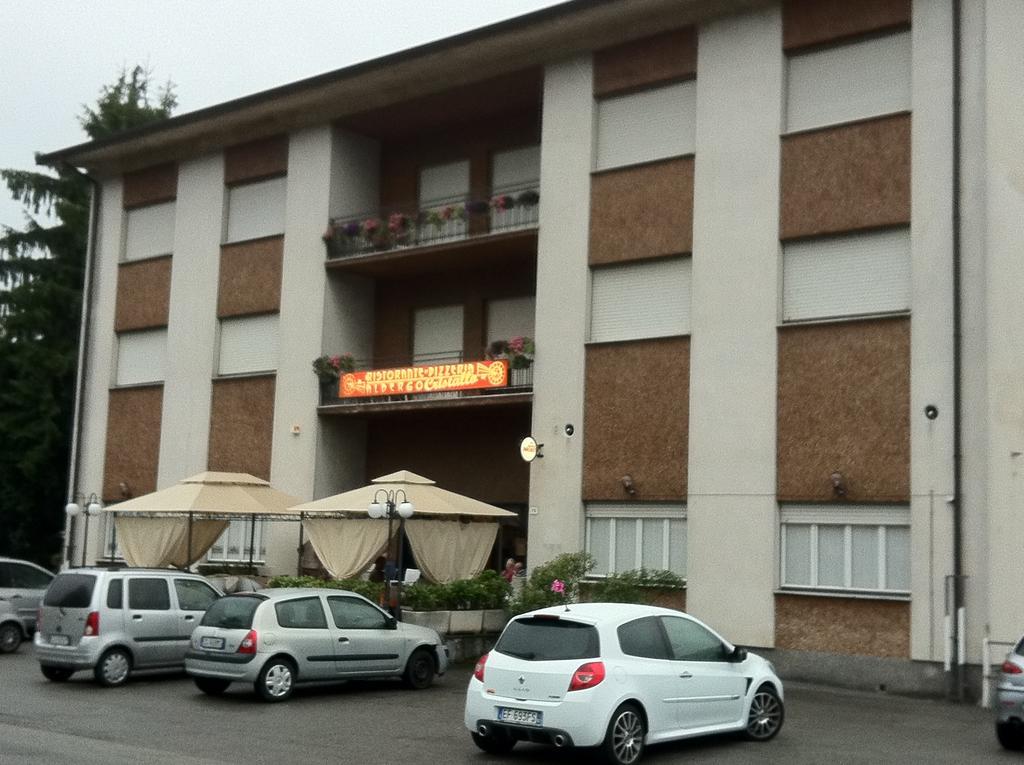 Albergo Cristallo Cittiglio Kültér fotó